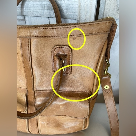 J.W. Hulme Co. Genuine Leather Excursion Tote Bag Double Pocket Distressed - Picture 8 of 11